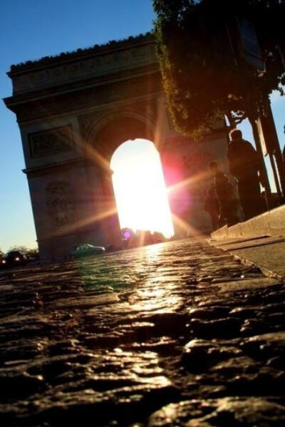 巴黎，清晨 ~