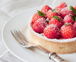 冰草莓蛋糕
