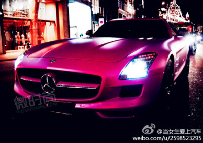 磨砂哑光粉红Mercedes-Benz SLS AMG