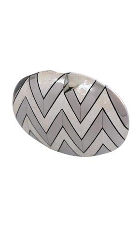 碎裂的金属美感