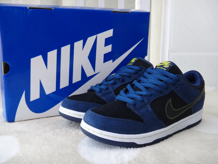 Nike Dunk Low SB 新午夜黑蓝