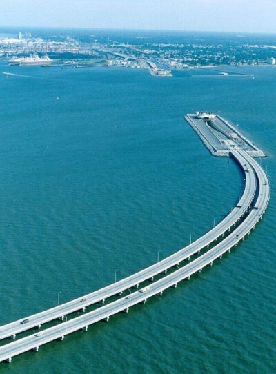 海底隧道