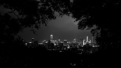 白云山上广州夜景