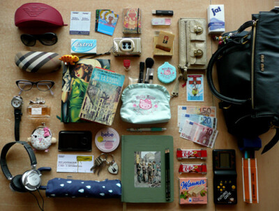 what&#39;s in your bag?、whats in your bag