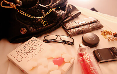 what&#39;s in your bag?、whats in your bag、杂物、收纳、干净、放松、心情、blackberry 手机 意境、陈列、生活、zakka