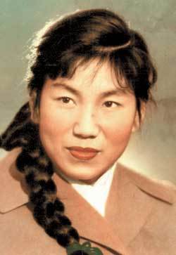 年轻时的赵丽蓉.