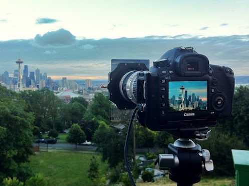 I'm out here with +Scott Jarvie and +Jacob Lucas to photograph the sunset at Kerry Park. We're crossing our fingers that we get more light & better clouds (maybe next time?). Camera info: Canon 5DMk3, Canon 70-200mm f/4L IS lens, Lee Foundation kit, GND filter.