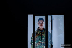 THE HUNDREDS 2012 秋季新品 Lookbook 美国街头文化品牌THE HUNDREDS向来积极投入服饰和杂志为主的双主线，最近准备于秋季推出的新品系列lookbook首度曝光。