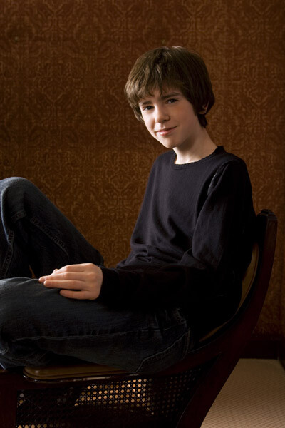 Freddie highmore