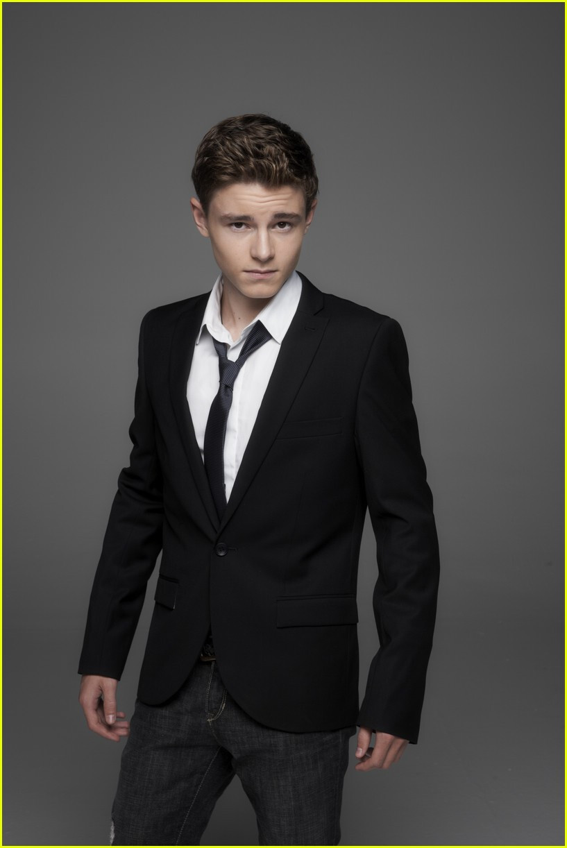 Callan McAuliffe 怦然心动~~