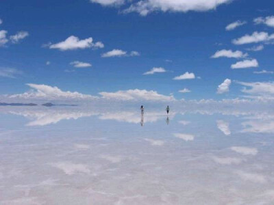 玻利维亚的天堂之境——乌尤里盐沼。