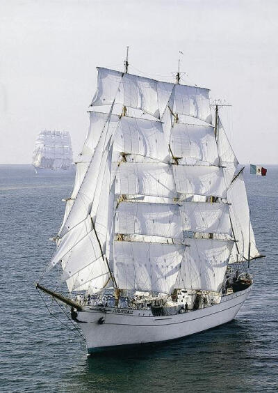 船名：夸乌特莫克（Cuauhtémoc）. Class: A. 船籍：墨西哥. LOA: 89.72m. 帆型: 三桅帆船（Barque 3）. 建造: 1982. 母港：阿卡普尔科.