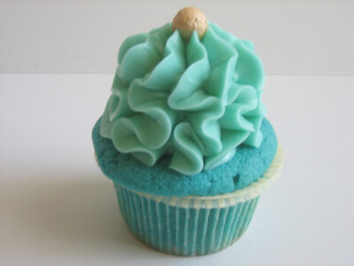 Blue Moon Cupcake