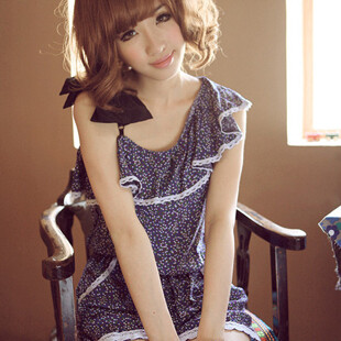2012新款夏季女装日本斜肩大蝴蝶结小碎花棉可爱短裤连衣裤连体裤