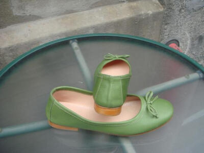 绿色牛皮鞋