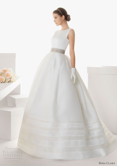 芭蕾公主的白色礼服_Rosa Clará 2013 Wedding Dresses