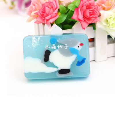 晶仙子手工精油香皂卡通动漫系列可爱的企鹅滑雪蓝色透明美白皂