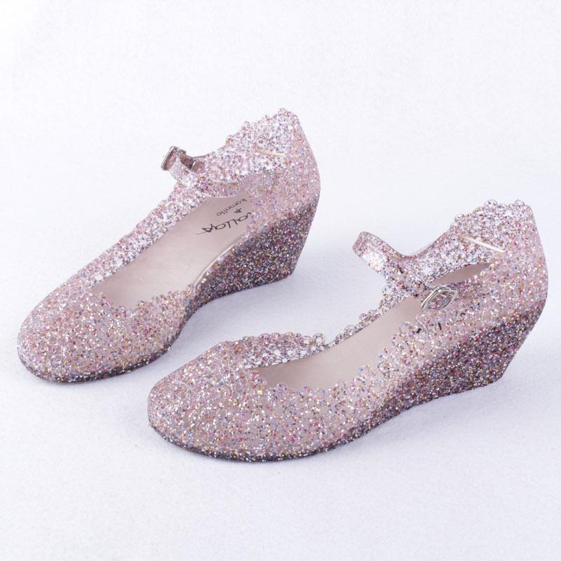 新款闪亮水晶塑料凉鞋 坡跟鸟巢 雨鞋 果冻鞋 花朵镂空 沙 只需40.00元
