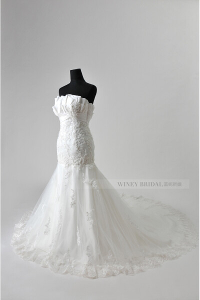 唯美蕾丝鱼尾婚纱 http://www.wineybridal.com/wineybridal-32.html