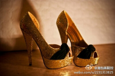 魅惑金色，一场午夜艳遇的开始~