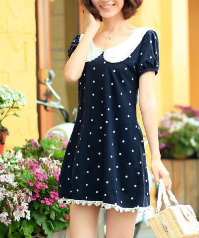 复古小清新蕾丝花边娃娃领 可爱泡泡袖连衣裙