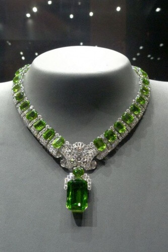 Superb Burmese peridot necklace