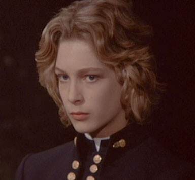 魂断威尼斯中的美少年伯恩·安德森，被誉为40年前的美少年，却被塔奇奥这个角色彻底毁了，他的一生是个悲剧