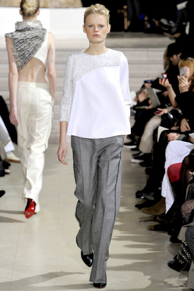 Bouchra Jarrar 2012春夏高级定制（ps：这一件是为了展示上一件的背面风姿）