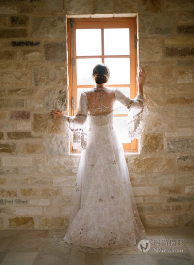 婚纱摄影 Claire Pettibone Bridal ’12 Campaign