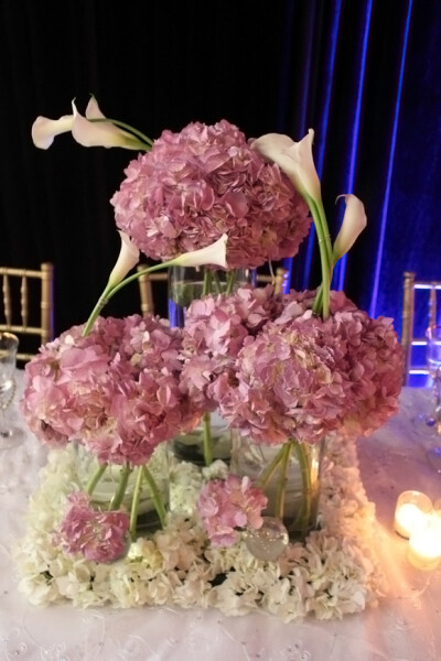 婚礼桌花-各种美丽桌花欣赏