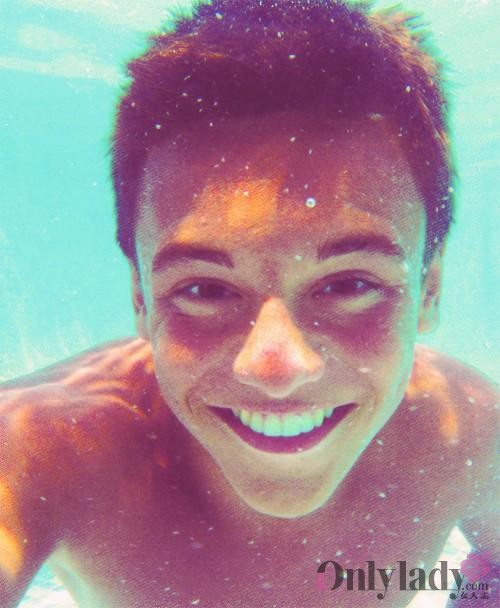 英国跳水金童Thomas Daley！