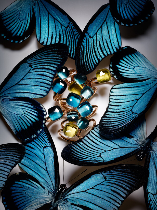 宝曼兰朵（Pomellato）携手瑞士顶尖静物摄影大师Guido Mocafico呈现“蝶影-映像”2012静物珠宝大片，以翩翩彩蝶为灵感，呈献瑰丽彩宝的奇幻蝶羽之缘。