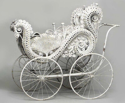 ~ WOW, Definitely A Cinderella's Carriage! ~