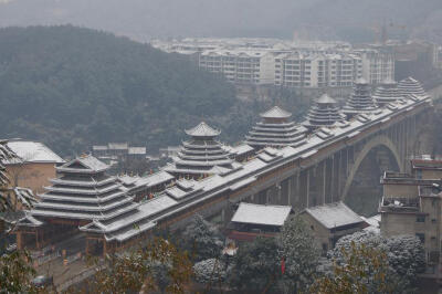 广西侗乡三江风雨桥