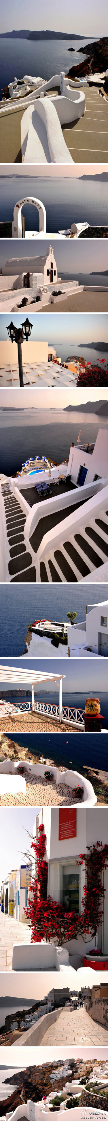 没有了蓝屋顶，没有了小白屋，没有了大风车，这样的爱琴海你见过吗？Oia位于圣托里尼岛北面，是Fira市西北尽头的一个美丽小镇，这里有世界上最美的日落，最壮阔的海景，被称为“艺术家的村落”。