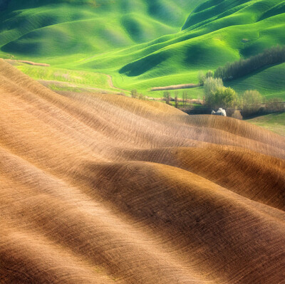 Marcin Sobas -Creases http://500px.com/MarcinSobas Idyllic Photographs of the Tuscan and Moravian Landscapes by Marcin Sobas