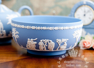 ：英国制Wedgwood 1961年水蓝碧玉浮雕希腊神话收藏迎宾水果缽