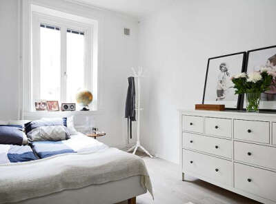 清清爽爽的小卧室，小情调，舒适。