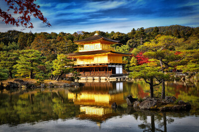 Photograph Golden Pavilion by Jumrus Leartcharoenyong on 500px