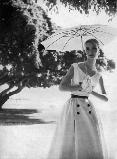 Evelyn Tripp in summer fashion photographed by Lillian Bassman for Harper’s Bazaar, May 1954.