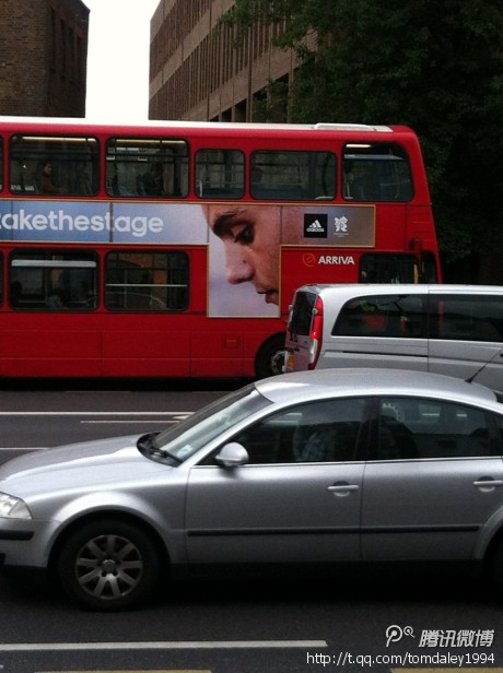 LONDON BUS