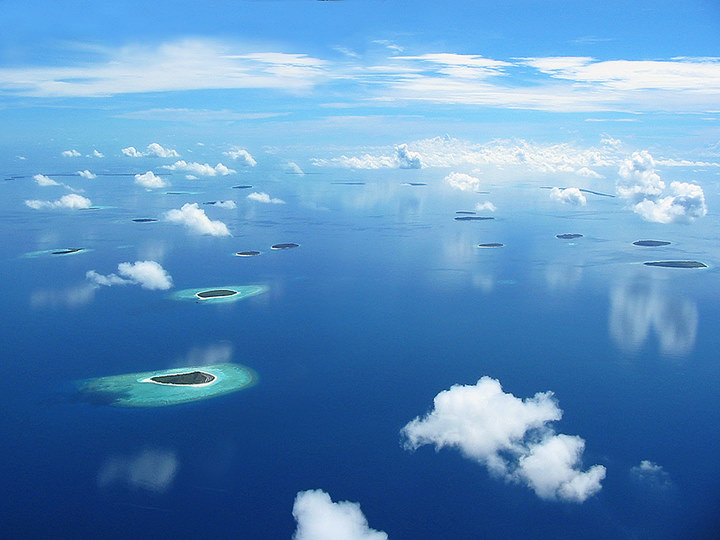 空中岛群——马尔代夫如漂浮空中的群岛