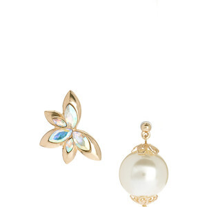 Asos Mismatch Flower & Pearl Earring Set