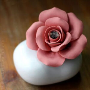 三八节礼品 法国无火香薰精油套装香熏香精致小瓷花120ml 新品网购——全国首家家居导购网站一兜糖