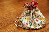 DIY: little bag of secrets