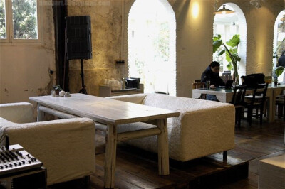 蜜桃咖啡店(METOO CAFE) BY AMANART