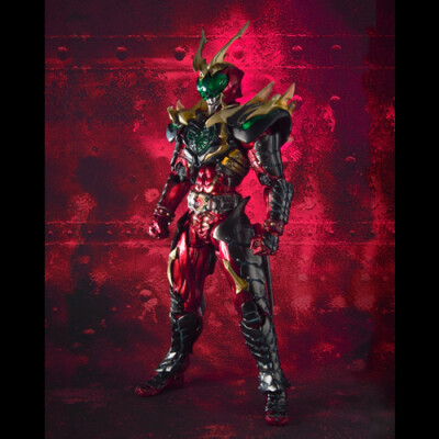 假面骑士WILD CHALICE