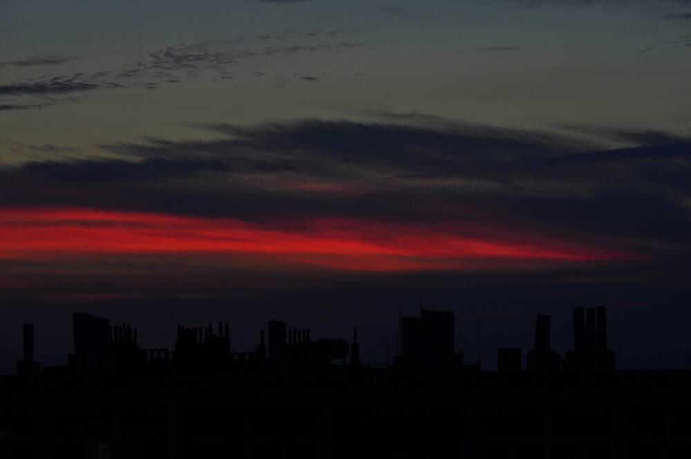 青岛的夕阳：最美那一抹红.......