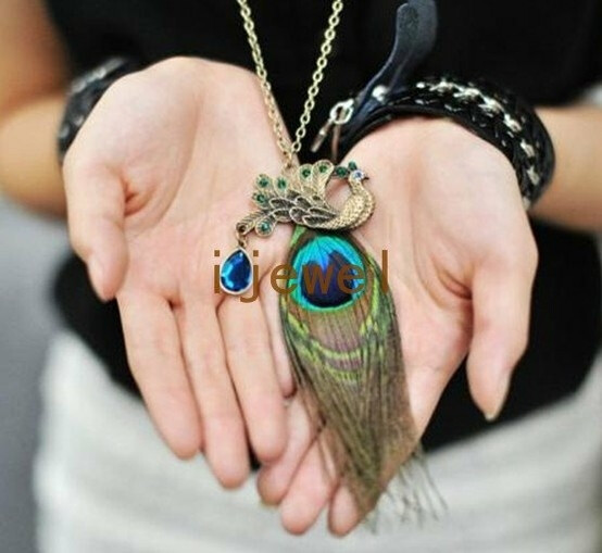 retro peacock feather necklace pendant jewelry vintage by ijewel0, $2.50 by jacquelyn