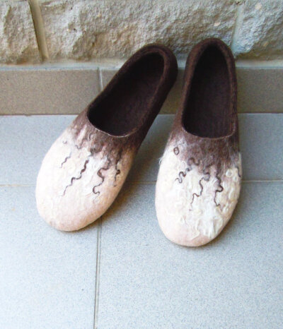立陶宛的毛毡鞋子